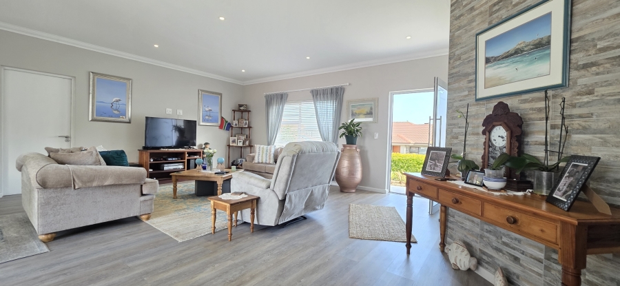 3 Bedroom Property for Sale in Bergsig Western Cape